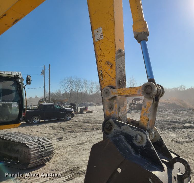 image for item DJ1655 1999 JCB JS260L  excavator