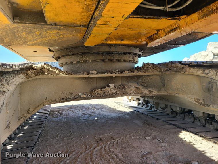 image for item DJ1655 1999 JCB JS260L  excavator