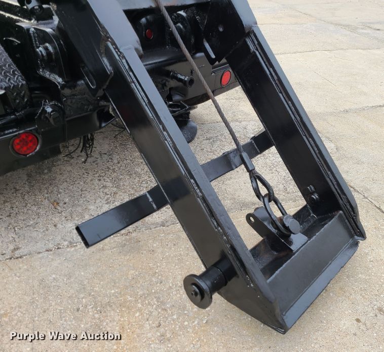 image for item DJ1687 2001 Mack RD688S  roll-off container truck