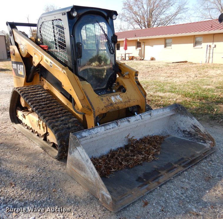 image for item DJ3774 2016 Caterpillar 389D  tracked skid steer loader