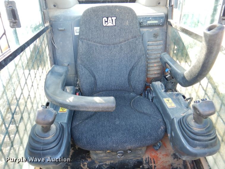 image for item DJ3774 2016 Caterpillar 389D  tracked skid steer loader