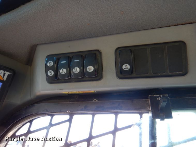 image for item DJ3774 2016 Caterpillar 389D  tracked skid steer loader