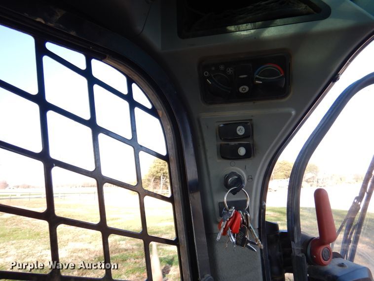 image for item DJ3774 2016 Caterpillar 389D  tracked skid steer loader