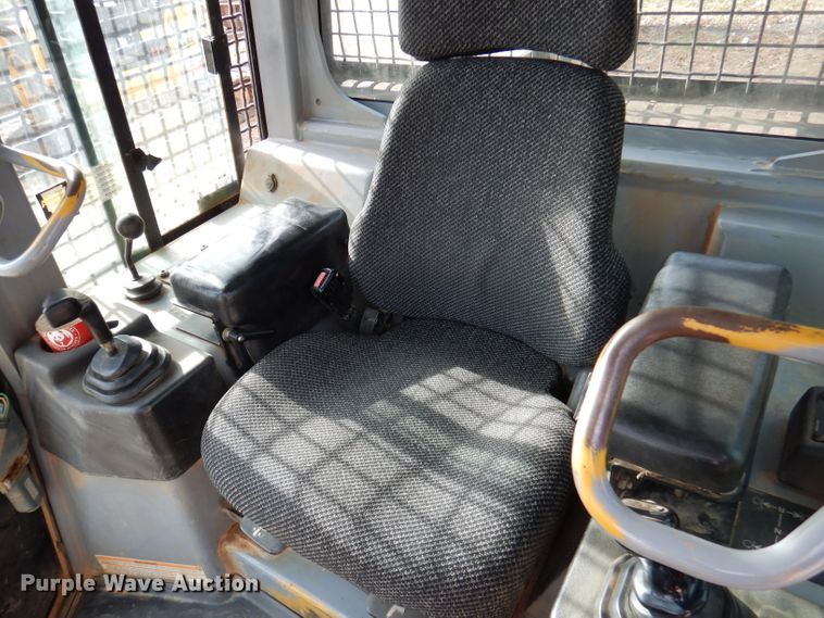 image for item DJ3775 2007 Caterpillar D5G XL  dozer