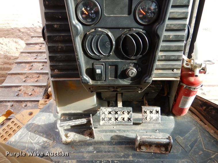 image for item DJ3775 2007 Caterpillar D5G XL  dozer