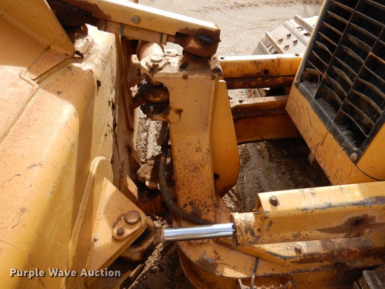 image for item DJ3775 2007 Caterpillar D5G XL  dozer