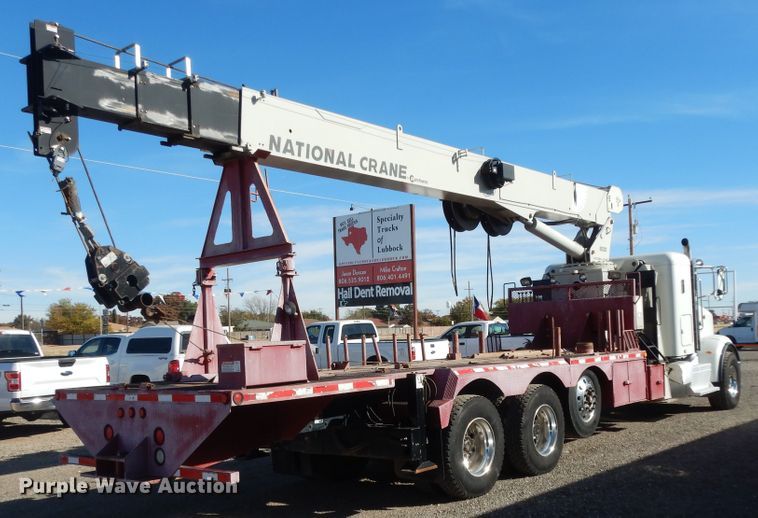 image for item DJ7484 2014 Peterbilt 365  crane truck