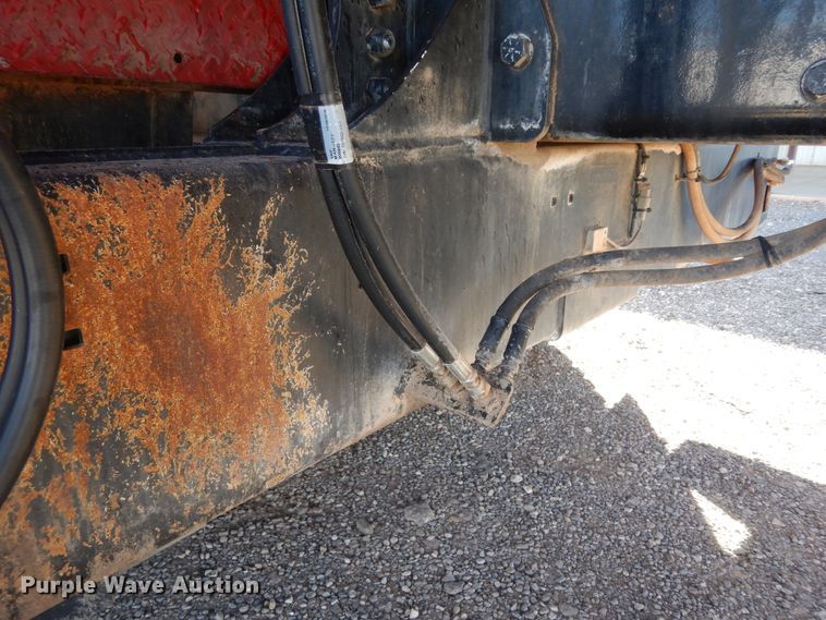 image for item DJ7484 2014 Peterbilt 365  crane truck