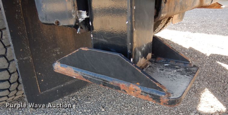 image for item DJ7484 2014 Peterbilt 365  crane truck