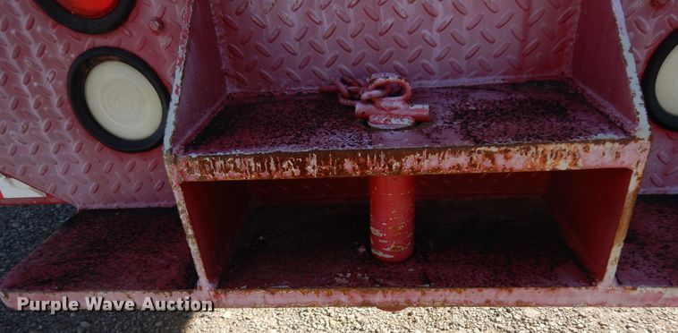 image for item DJ7484 2014 Peterbilt 365  crane truck