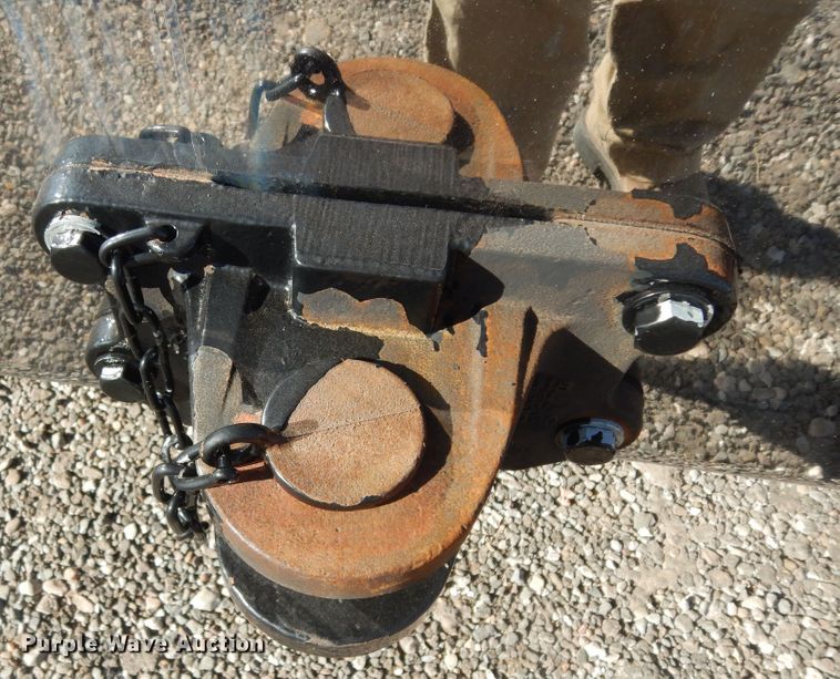 image for item DJ7484 2014 Peterbilt 365  crane truck