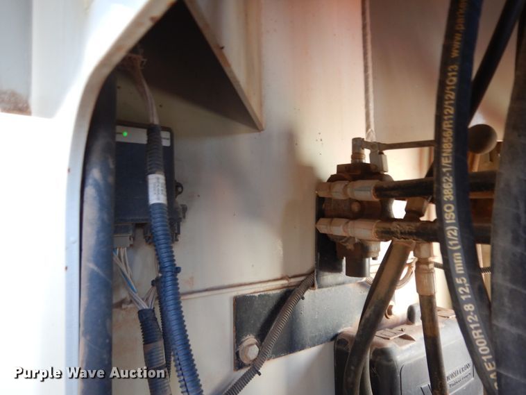 image for item DJ7484 2014 Peterbilt 365  crane truck