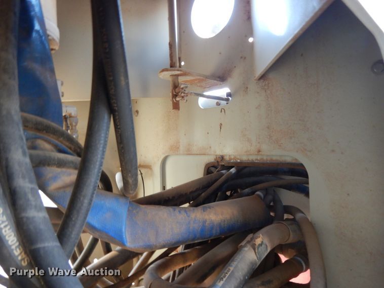 image for item DJ7484 2014 Peterbilt 365  crane truck