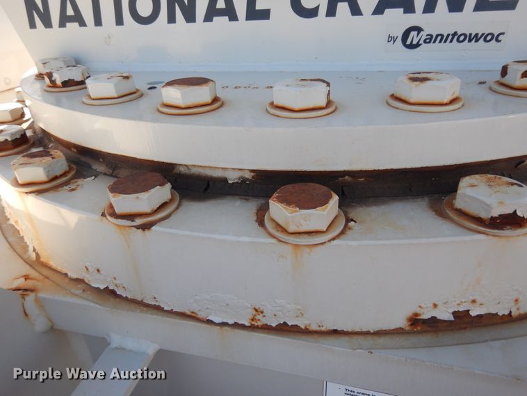 image for item DJ7484 2014 Peterbilt 365  crane truck