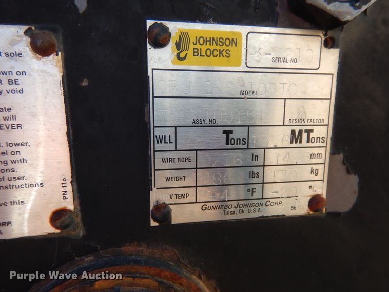 image for item DJ7484 2014 Peterbilt 365  crane truck