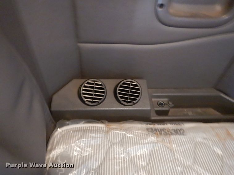 image for item DJ7484 2014 Peterbilt 365  crane truck