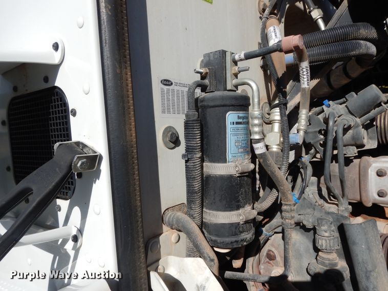 image for item DJ7484 2014 Peterbilt 365  crane truck