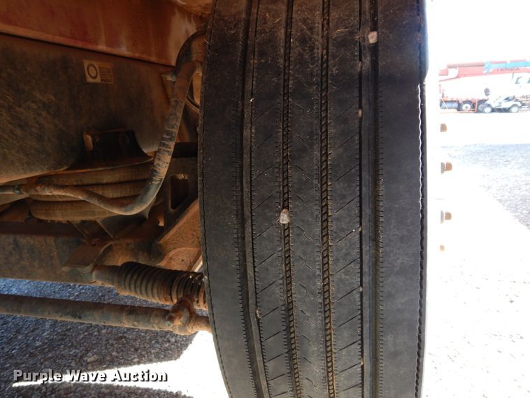 image for item DJ7484 2014 Peterbilt 365  crane truck