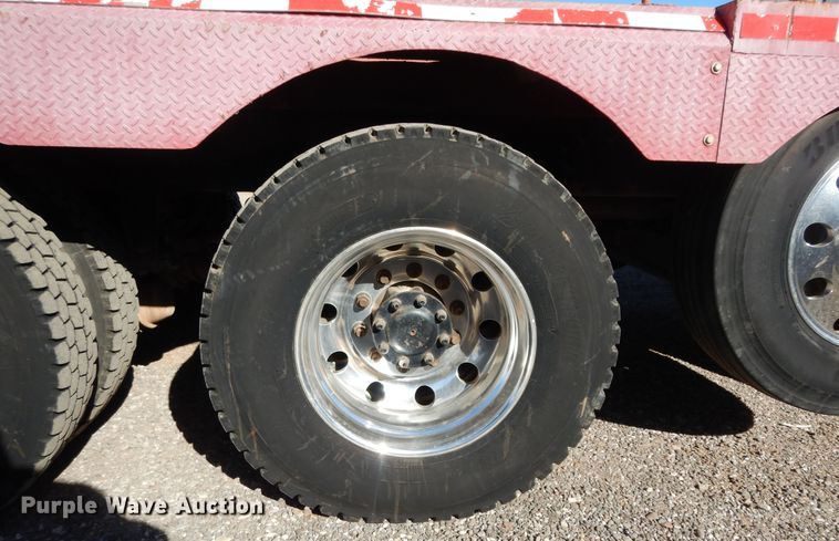 image for item DJ7484 2014 Peterbilt 365  crane truck