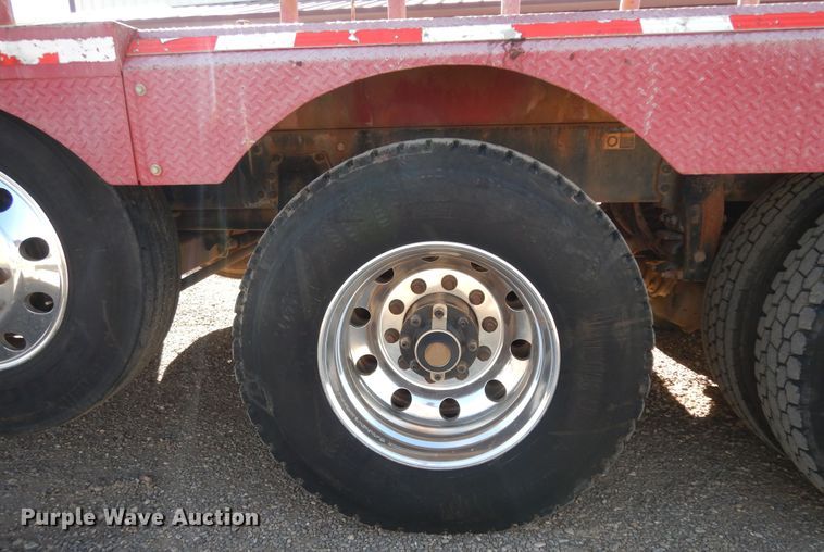 image for item DJ7484 2014 Peterbilt 365  crane truck