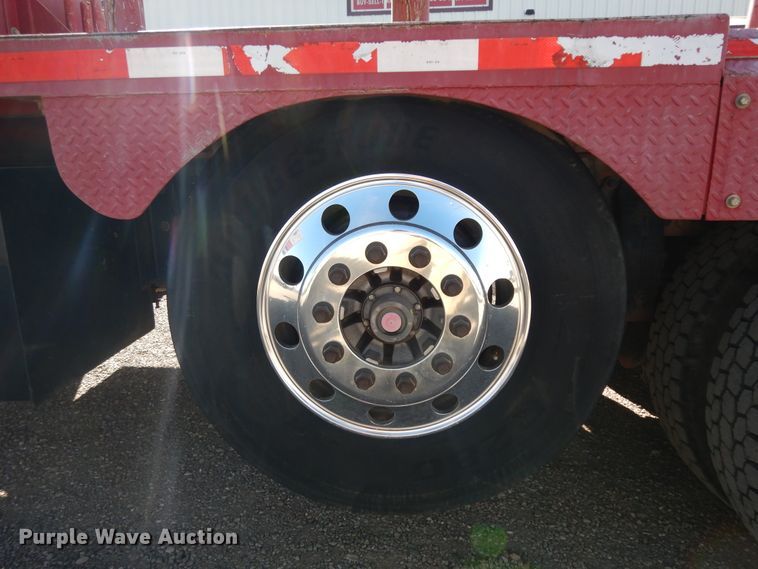 image for item DJ7484 2014 Peterbilt 365  crane truck