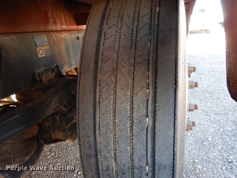 image for item DJ7484 2014 Peterbilt 365  crane truck