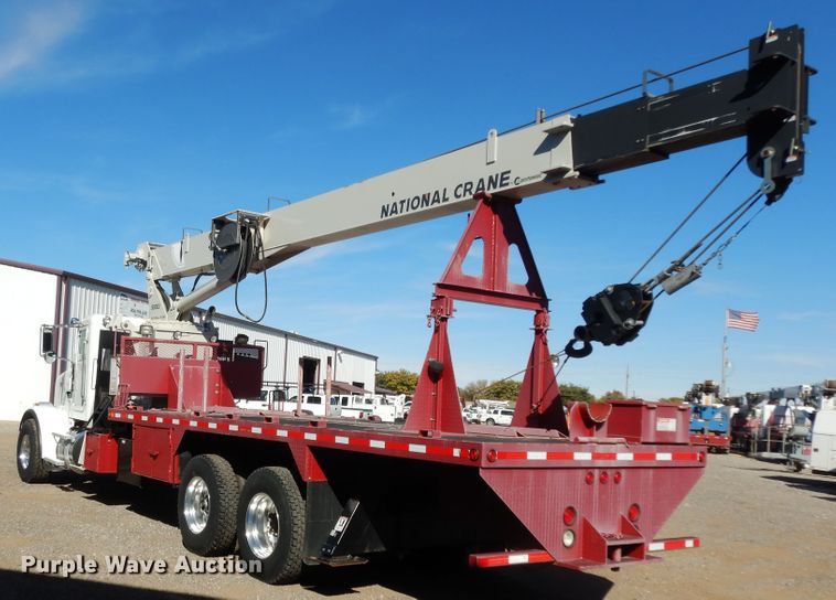 image for item DJ7485 2014 Peterbilt 365  crane truck