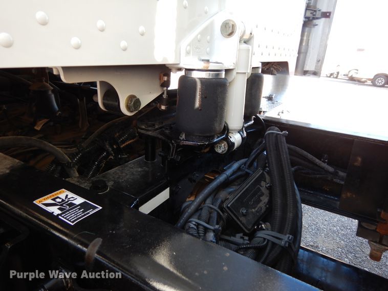 image for item DJ7485 2014 Peterbilt 365  crane truck