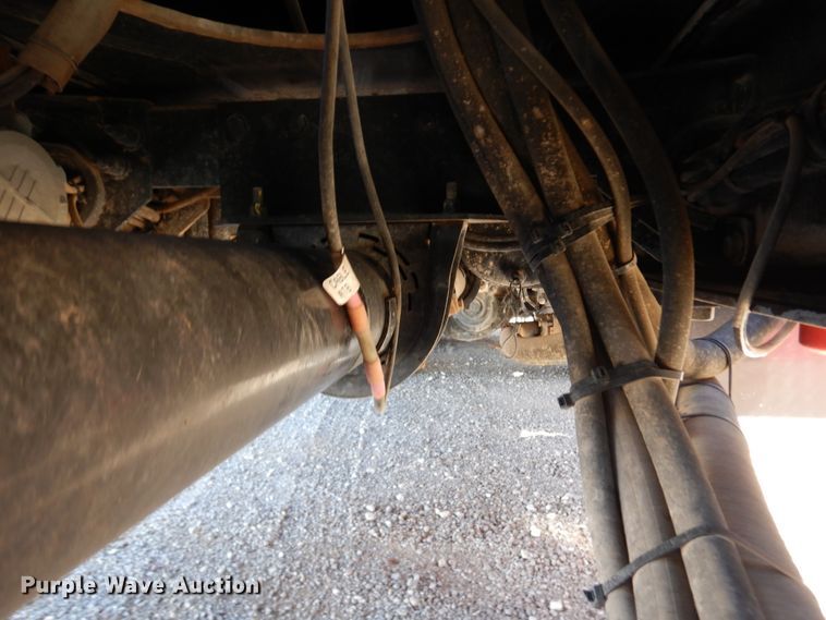 image for item DJ7485 2014 Peterbilt 365  crane truck