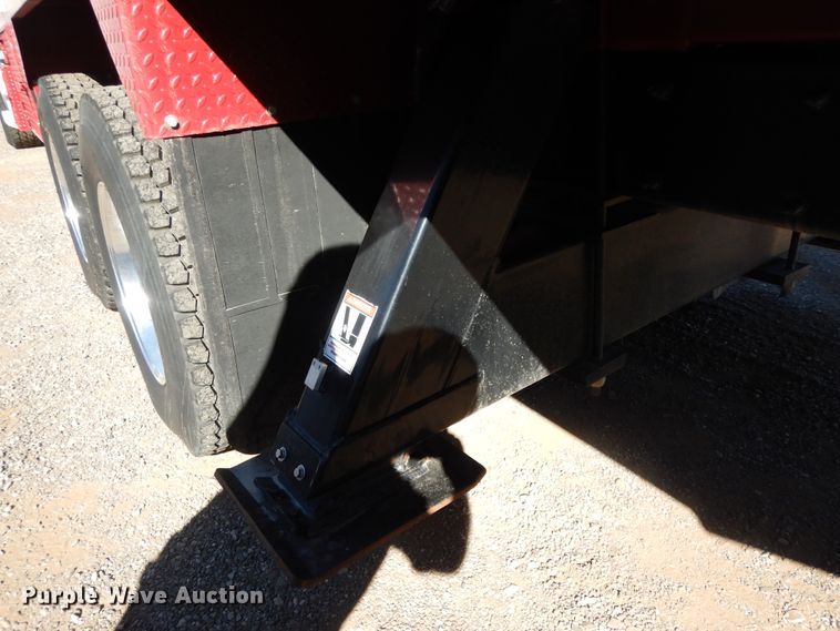 image for item DJ7485 2014 Peterbilt 365  crane truck