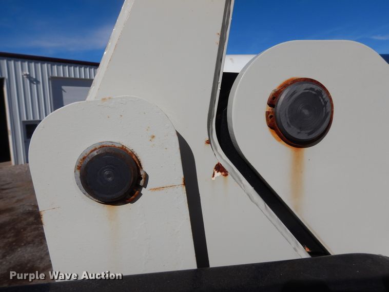 image for item DJ7485 2014 Peterbilt 365  crane truck