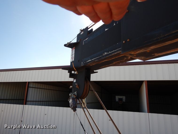 image for item DJ7485 2014 Peterbilt 365  crane truck