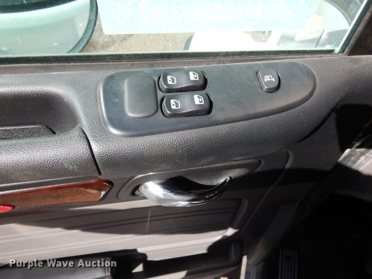 image for item DJ7485 2014 Peterbilt 365  crane truck