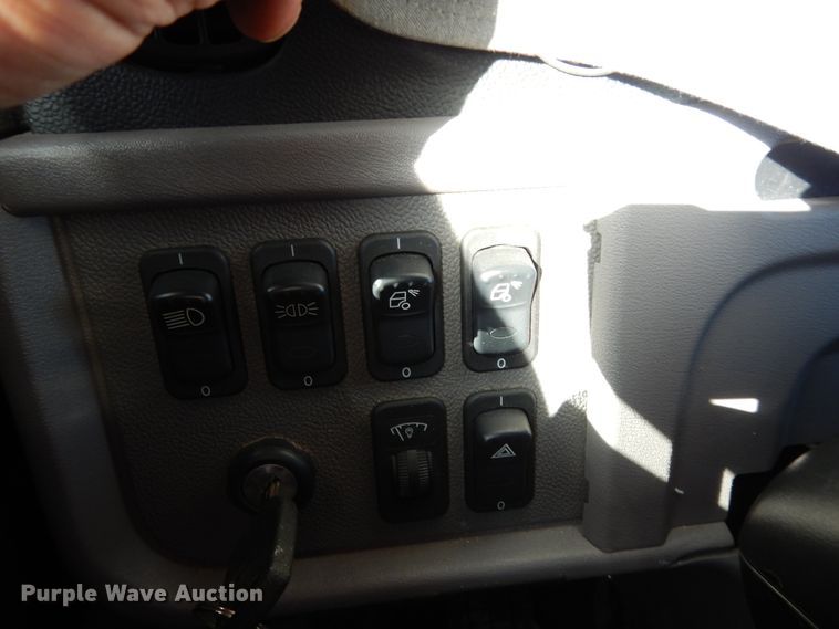 image for item DJ7485 2014 Peterbilt 365  crane truck