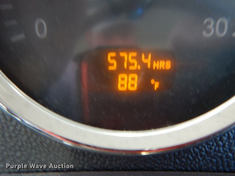 image for item DJ7485 2014 Peterbilt 365  crane truck