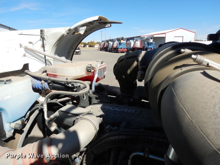 image for item DJ7485 2014 Peterbilt 365  crane truck