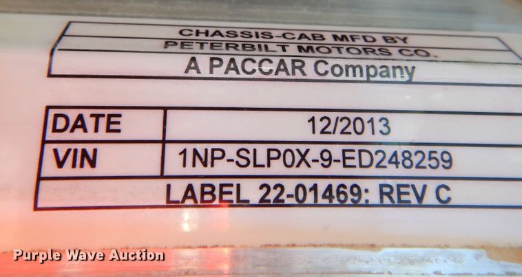 image for item DJ7485 2014 Peterbilt 365  crane truck