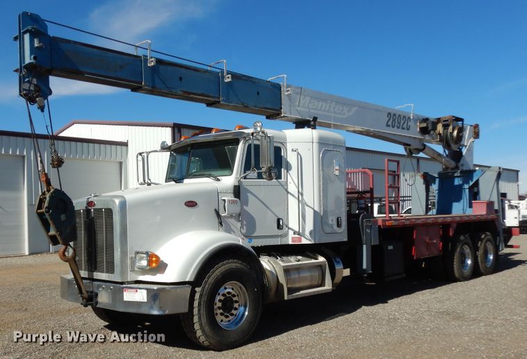 image for item DJ7486 2015 Peterbilt 365  crane truck
