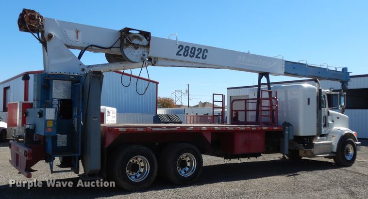 image for item DJ7486 2015 Peterbilt 365  crane truck