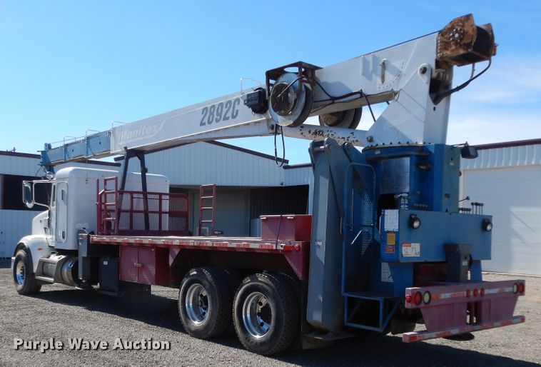 image for item DJ7486 2015 Peterbilt 365  crane truck