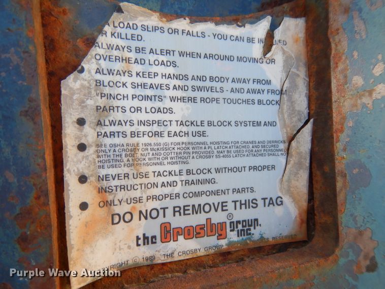 image for item DJ7486 2015 Peterbilt 365  crane truck