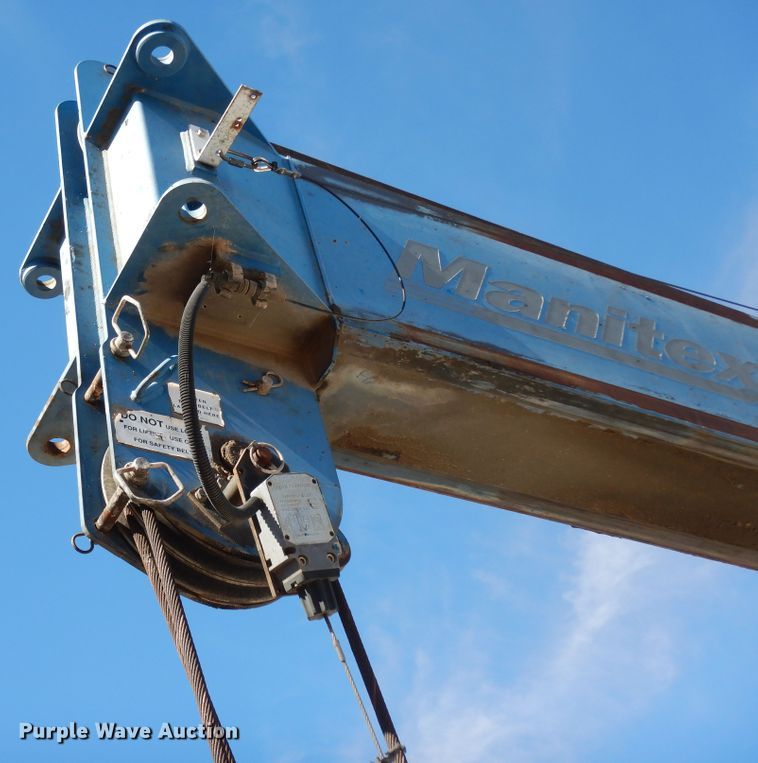 image for item DJ7486 2015 Peterbilt 365  crane truck