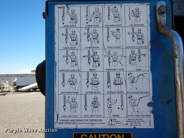 image for item DJ7486 2015 Peterbilt 365  crane truck