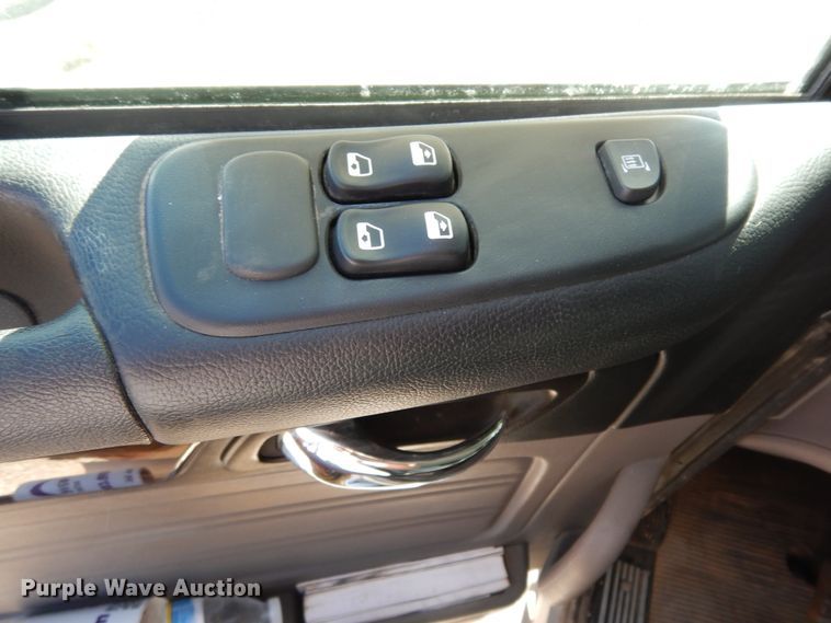 image for item DJ7486 2015 Peterbilt 365  crane truck