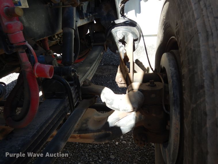 image for item DJ7486 2015 Peterbilt 365  crane truck