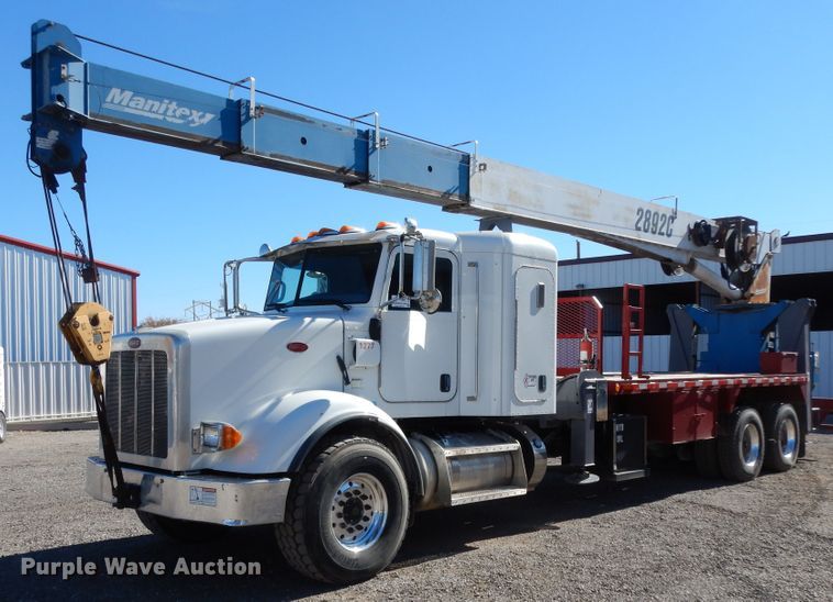 image for item DJ7487 2015 Peterbilt 365  crane truck