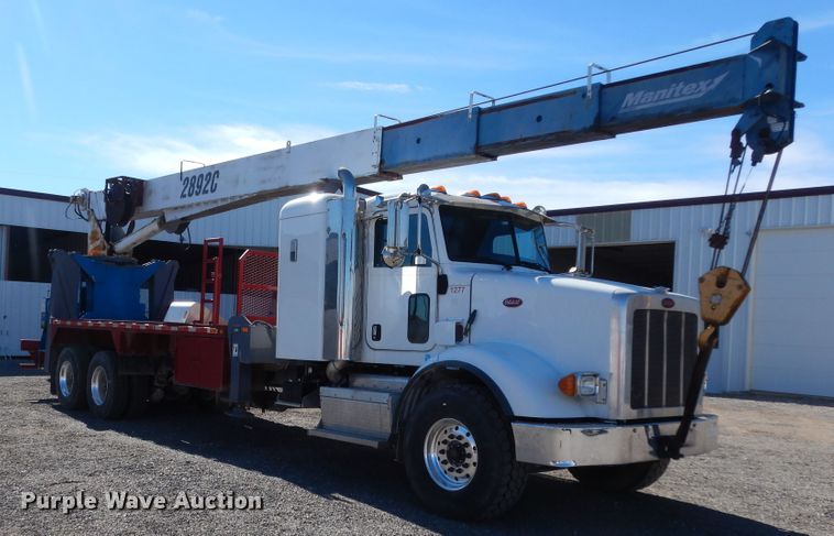 image for item DJ7487 2015 Peterbilt 365  crane truck