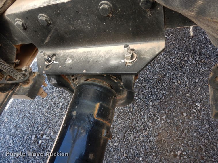 image for item DJ7487 2015 Peterbilt 365  crane truck