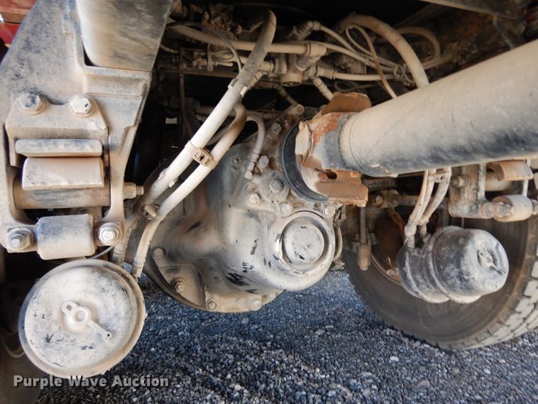 image for item DJ7487 2015 Peterbilt 365  crane truck