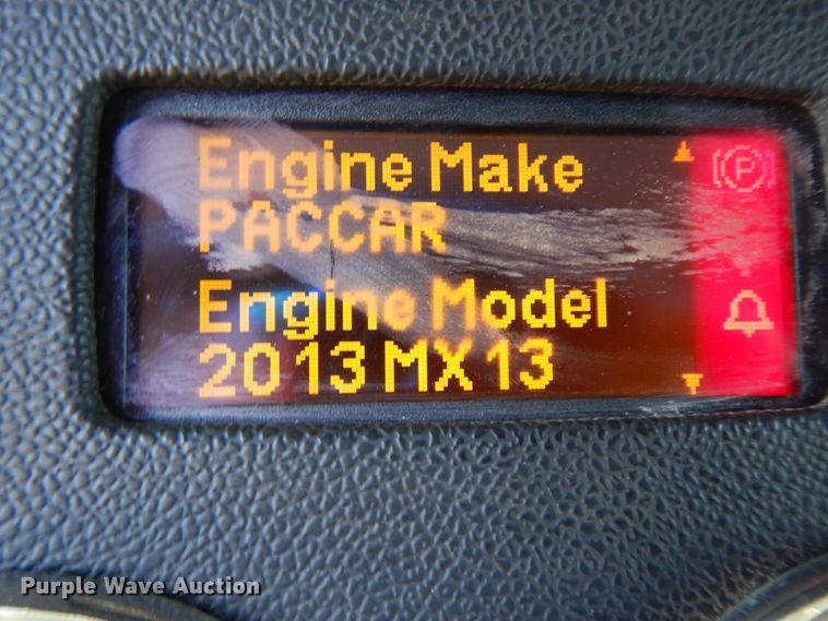 image for item DJ7487 2015 Peterbilt 365  crane truck